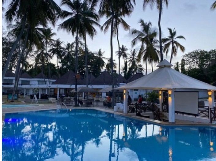 Kenya Bay
