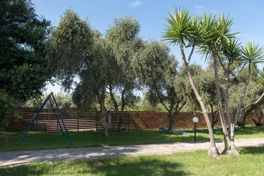 Proimos Apartments