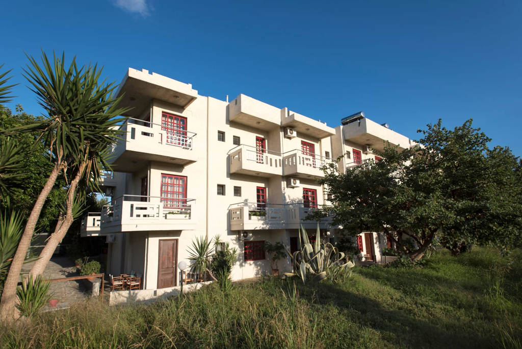 Proimos Apartments