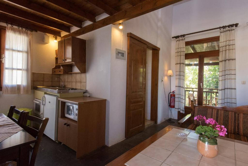 Proimos Apartments