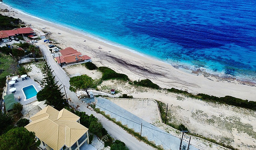 Petani Beach Suites