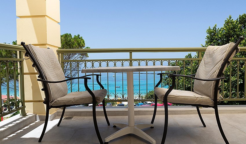 Petani Beach Suites