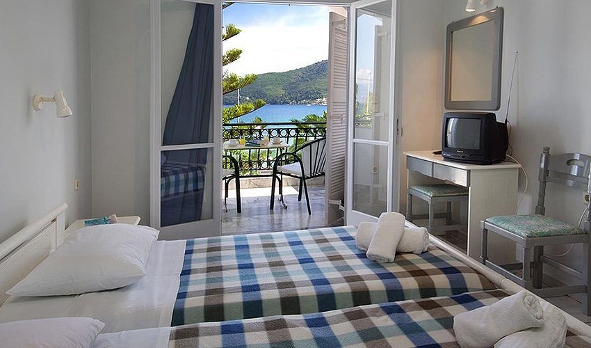 Athina