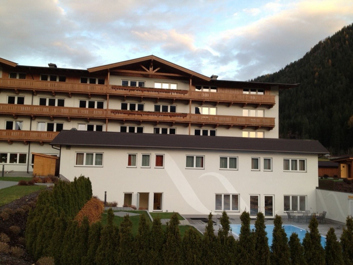 Rilano Resort Steinplatte