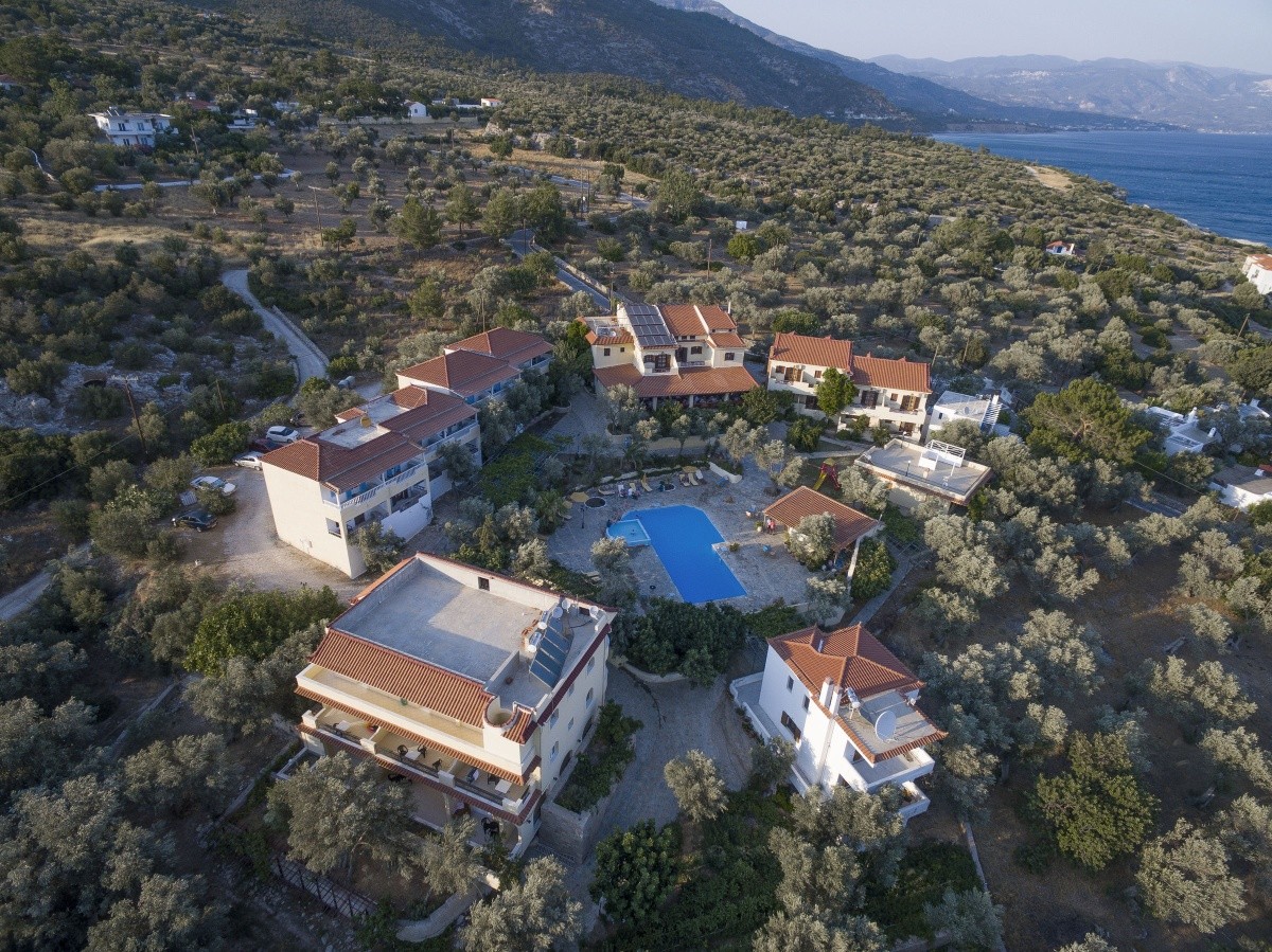 Limnionas Bay