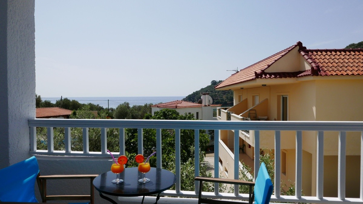 Limnionas Bay