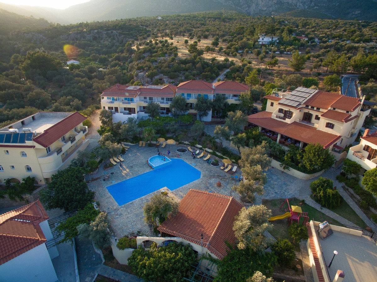 Limnionas Bay