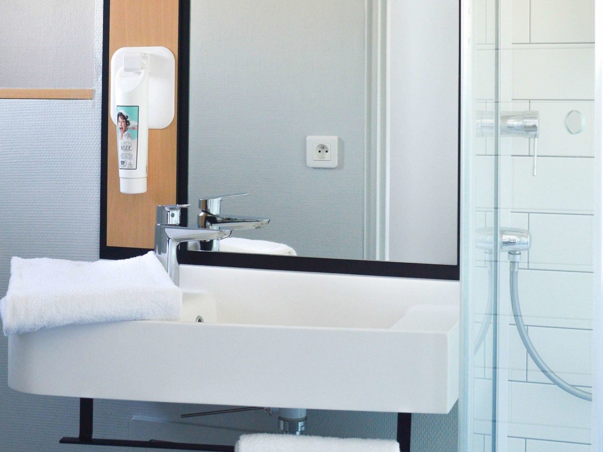 Ibis Paris Tour Eiffel Cambronne 15Eme