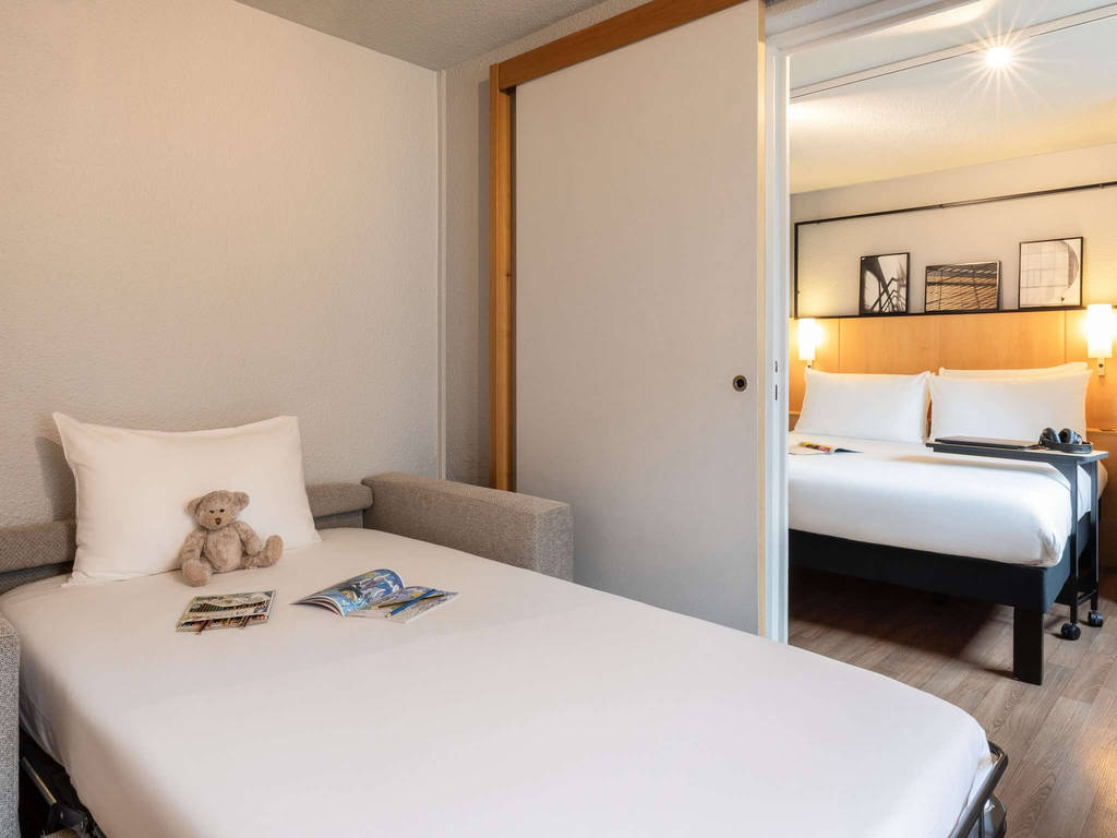 Ibis Paris Tour Eiffel Cambronne 15Eme