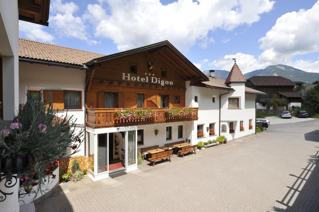 Hotel Digon
