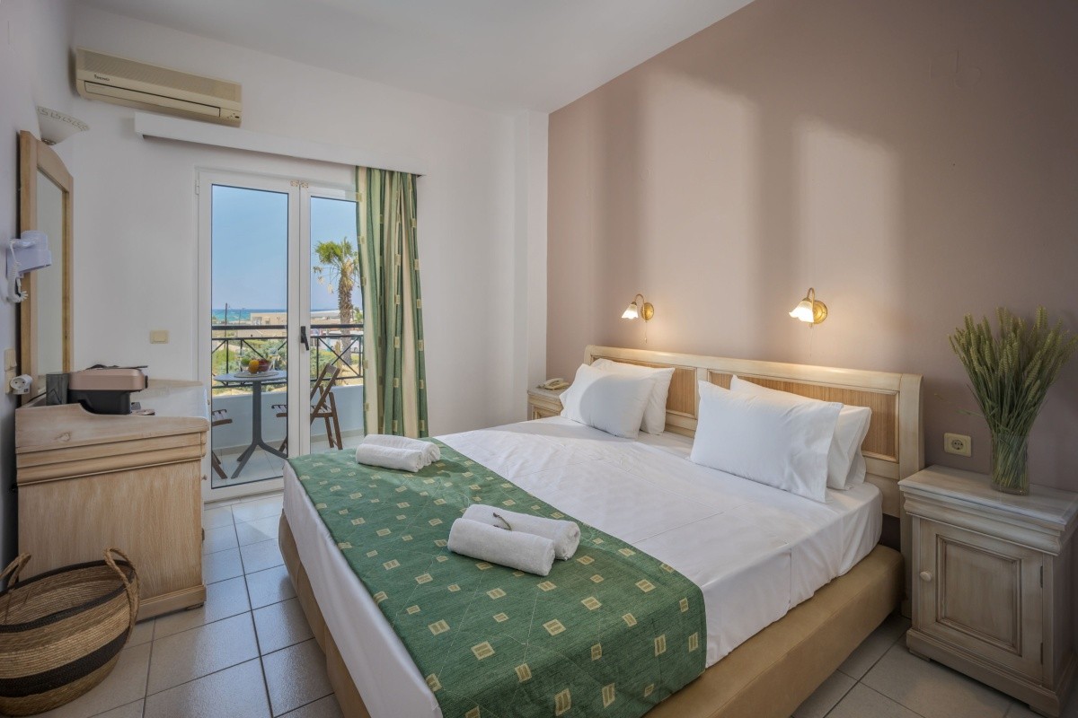 Naiades Hotel By Estia