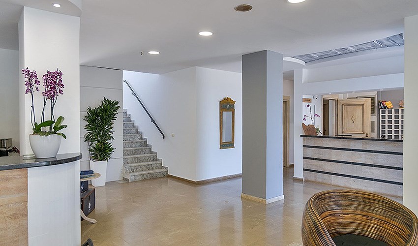 Naiades Hotel By Estia