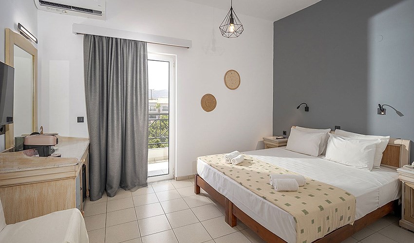 Naiades Hotel By Estia