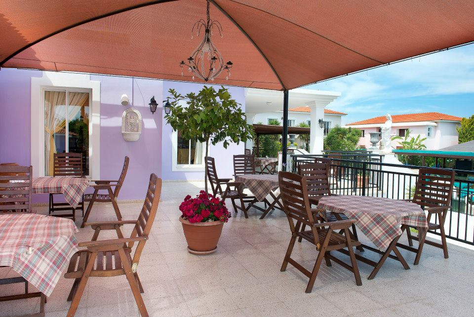 Akamanthea Holiday Village