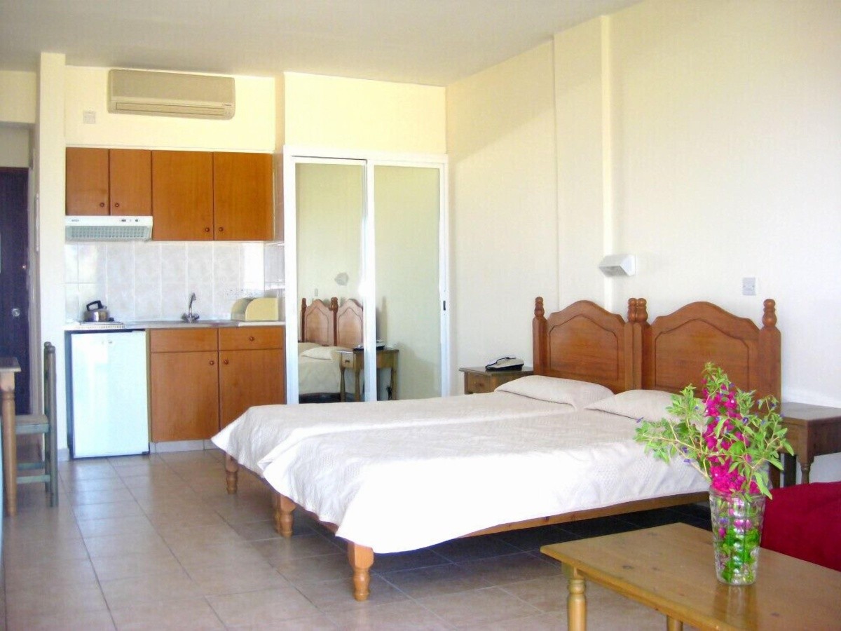 Akamanthea Holiday Village