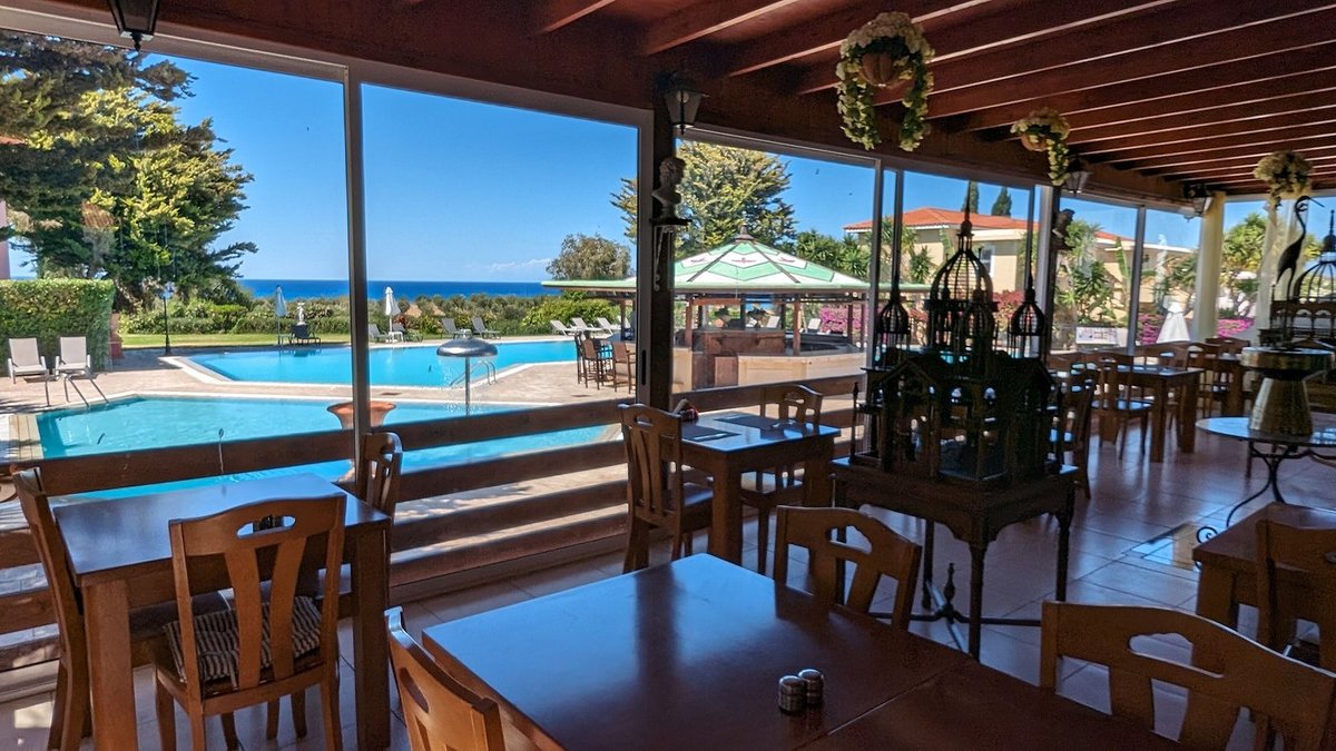 Akamanthea Holiday Village