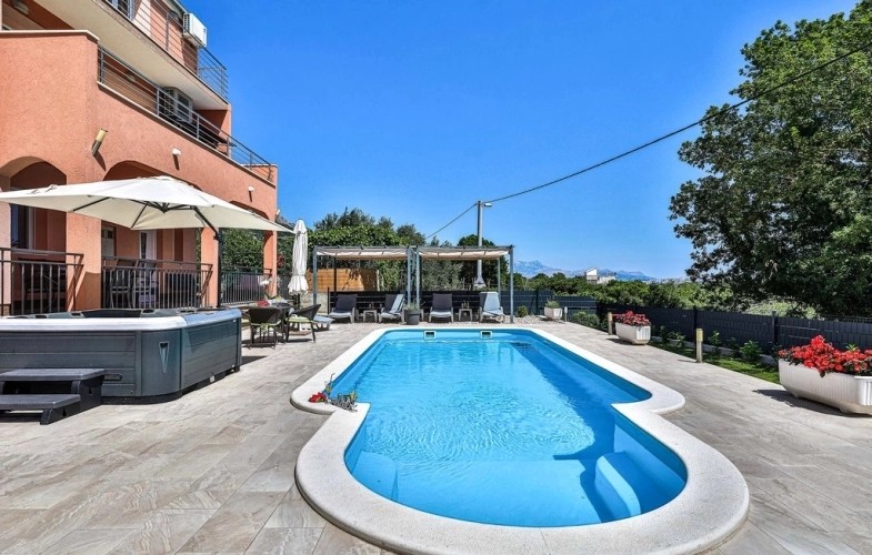 Villa Leona