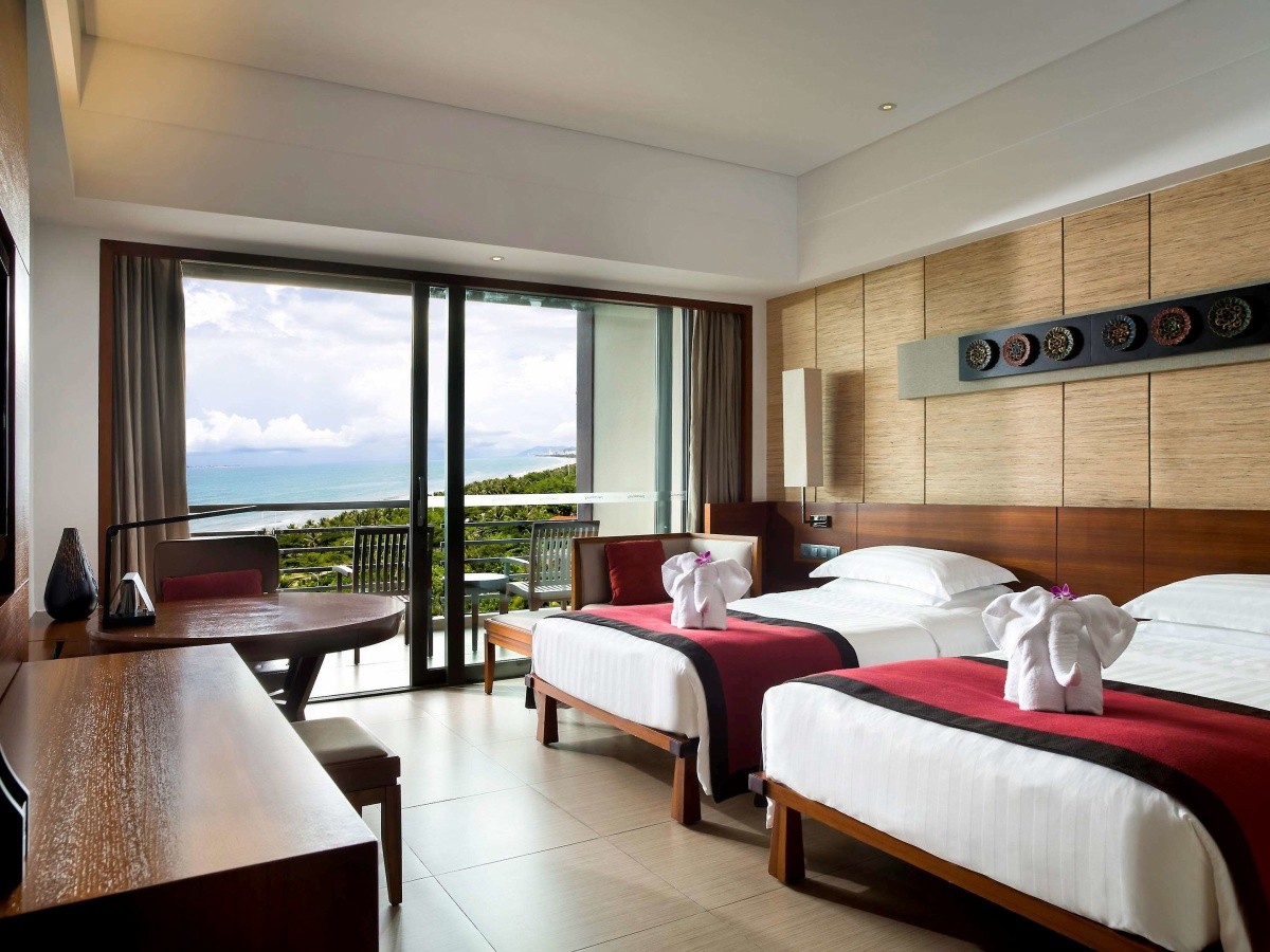 Pullman Oceanview Resort & Spa (Sanya Bay)