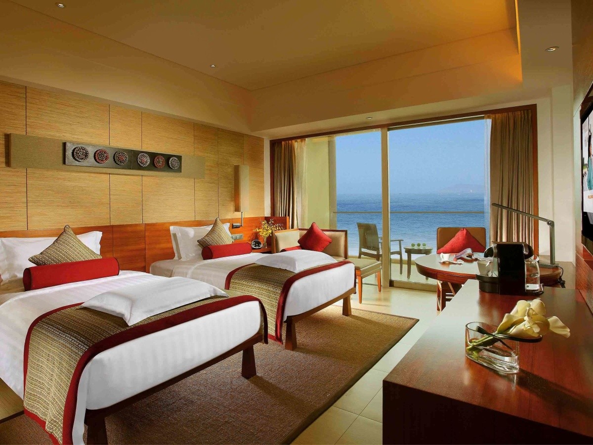 Pullman Oceanview Resort & Spa (Sanya Bay)