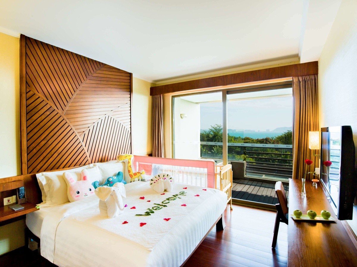 Pullman Oceanview Resort & Spa (Sanya Bay)