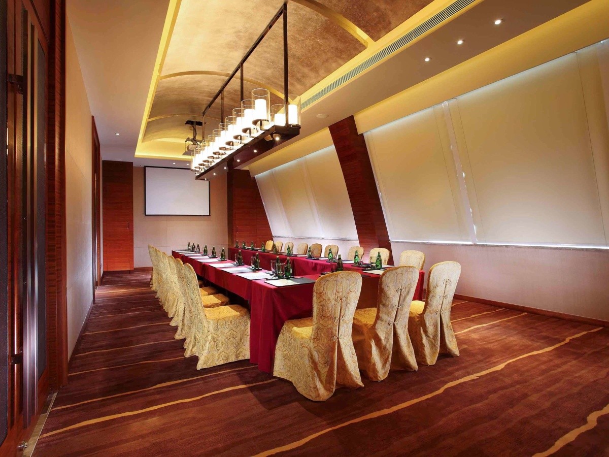 Pullman Oceanview Resort & Spa (Sanya Bay)