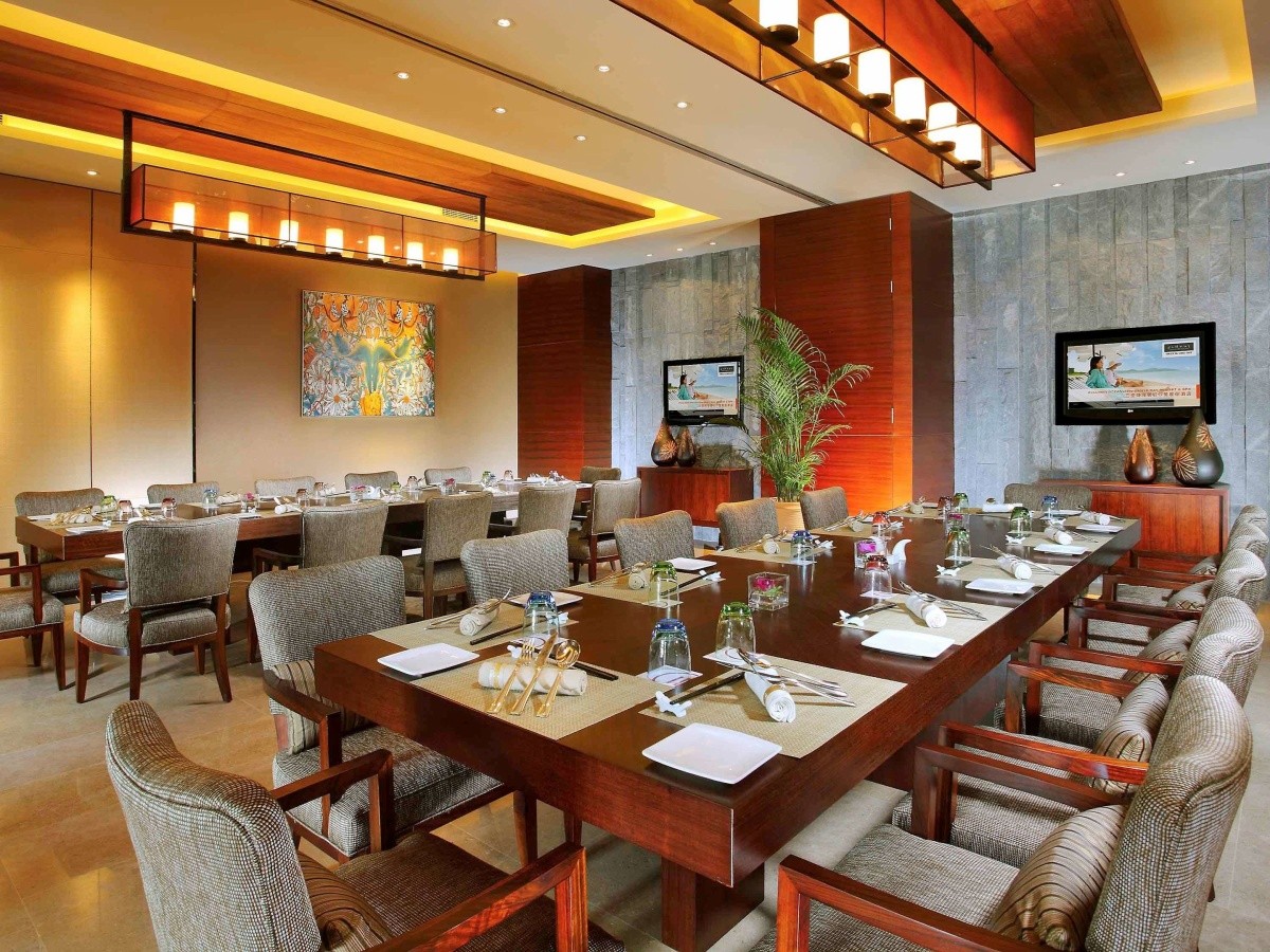 Pullman Oceanview Resort & Spa (Sanya Bay)