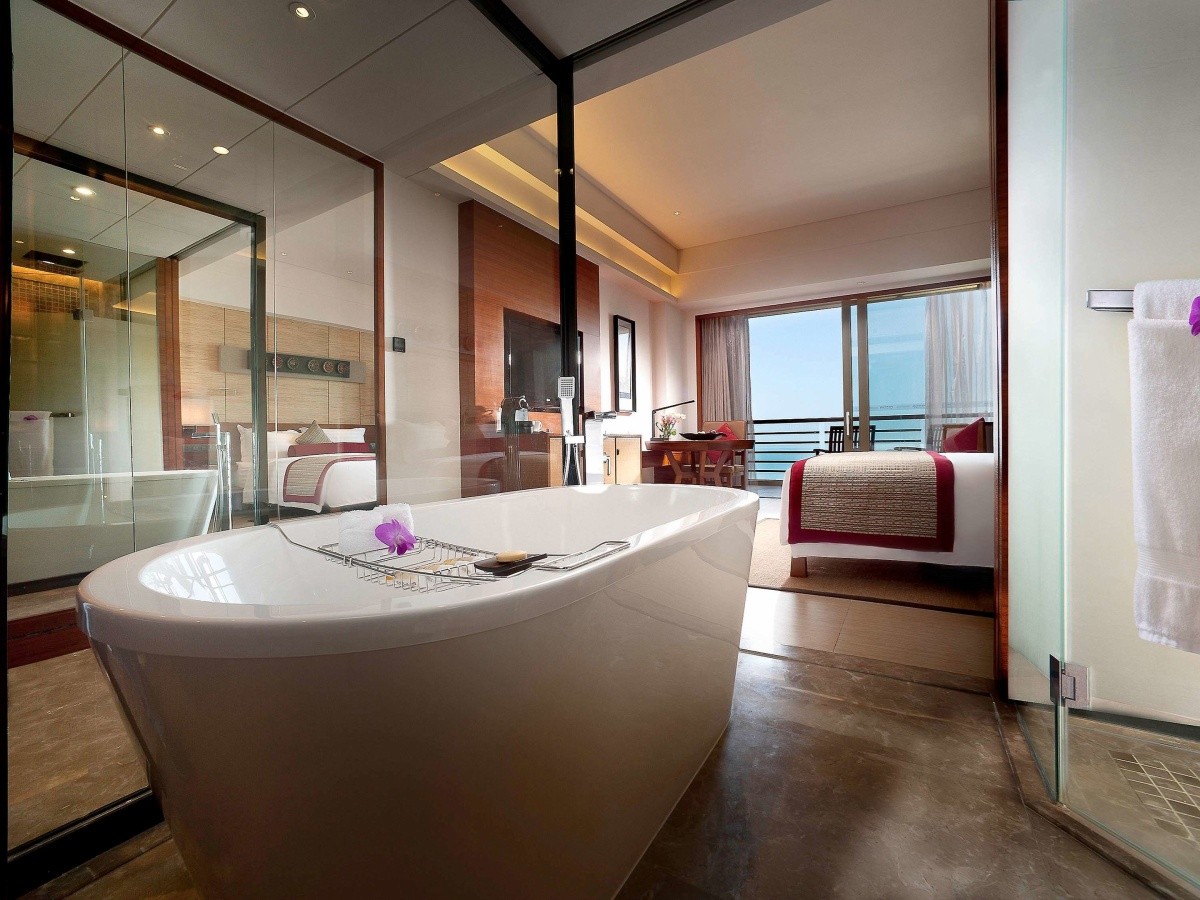 Pullman Oceanview Resort & Spa (Sanya Bay)