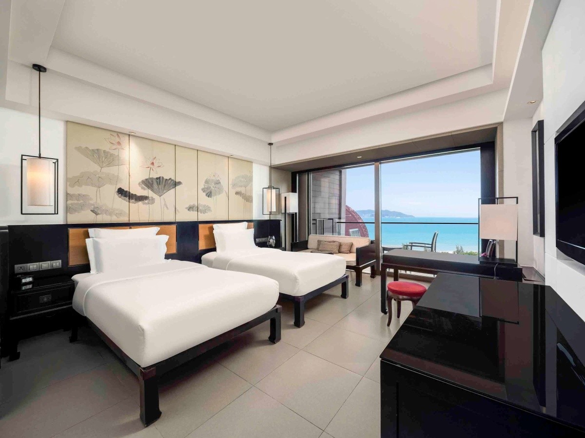 Pullman Oceanview Resort & Spa (Sanya Bay)
