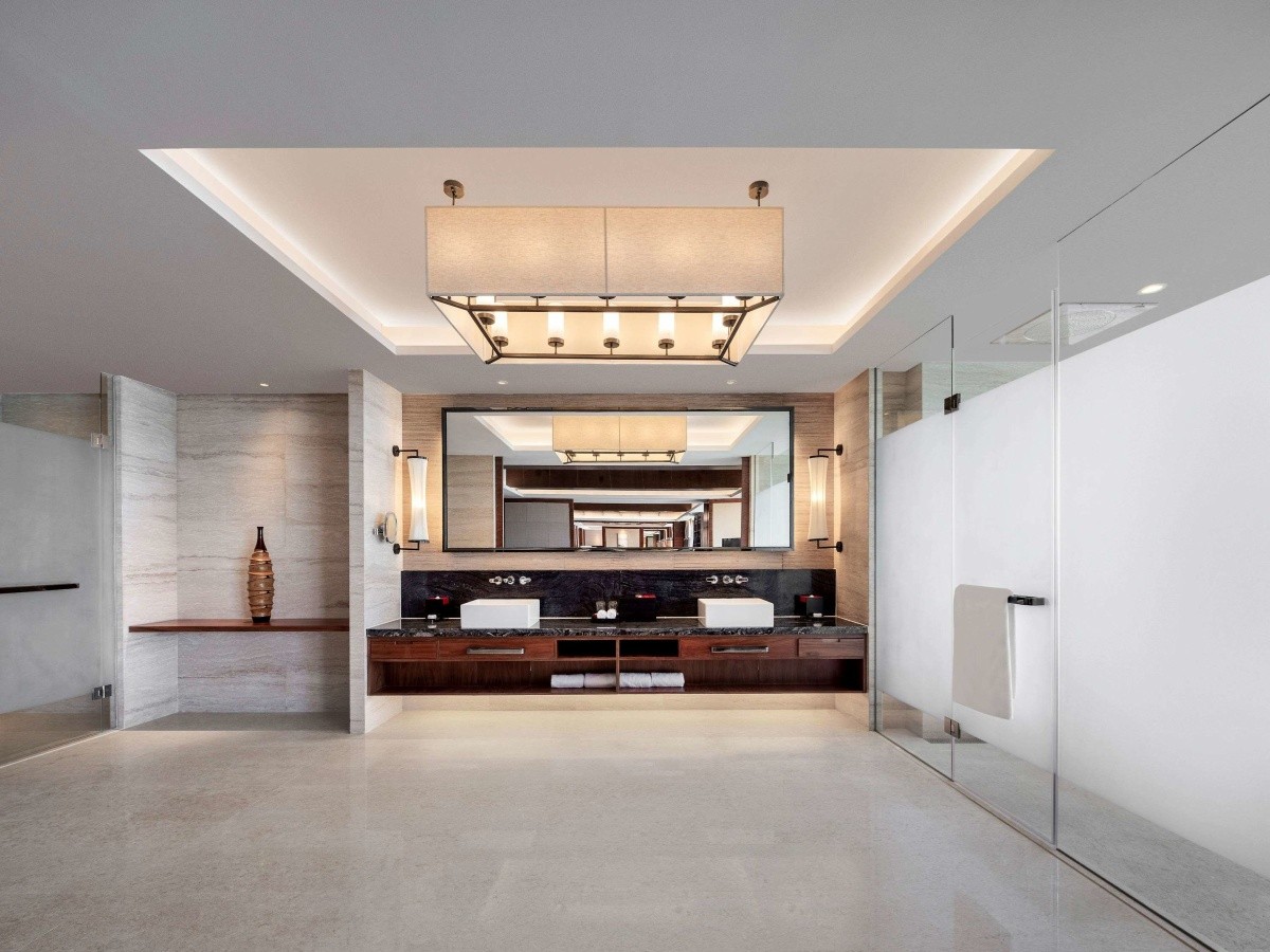 Pullman Oceanview Resort & Spa (Sanya Bay)