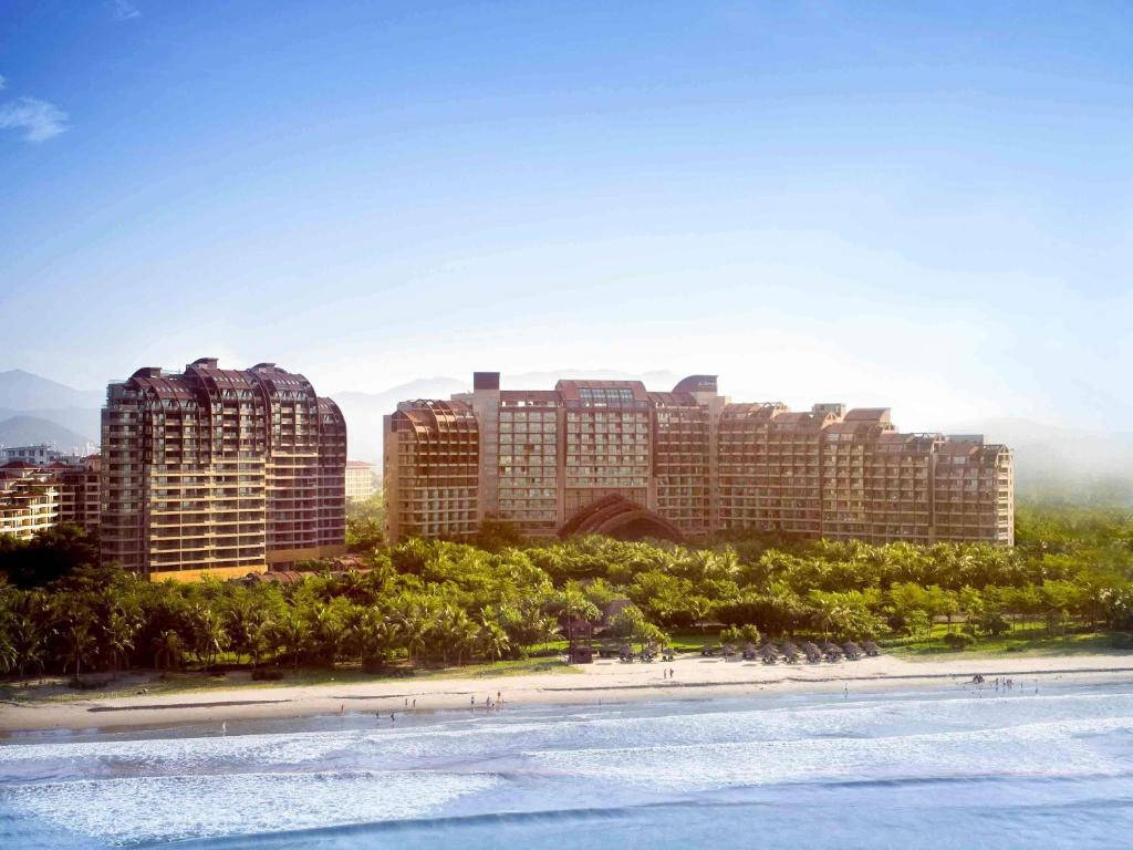Pullman Oceanview Resort & Spa (Sanya Bay)