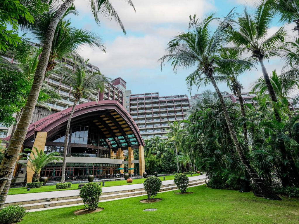 Pullman Oceanview Resort & Spa (Sanya Bay)
