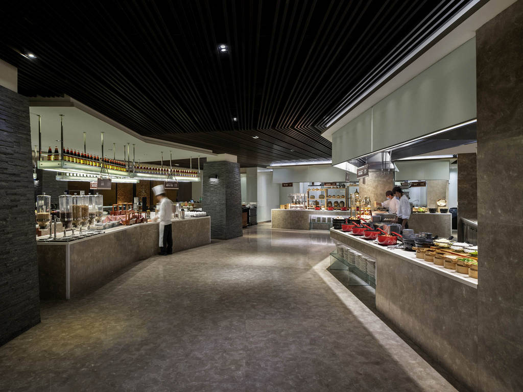 Pullman Oceanview Resort & Spa (Sanya Bay)