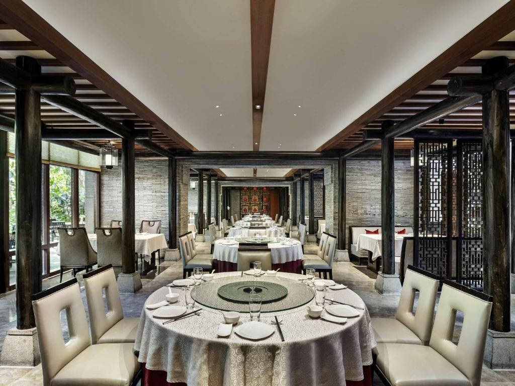 Pullman Oceanview Resort & Spa (Sanya Bay)