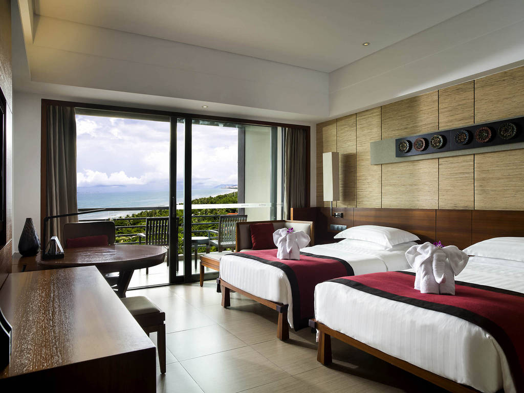 Pullman Oceanview Resort & Spa (Sanya Bay)