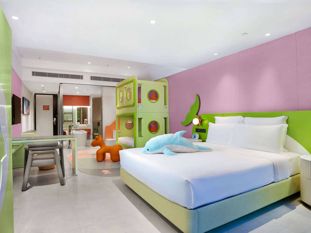 Pullman Oceanview Resort & Spa (Sanya Bay)