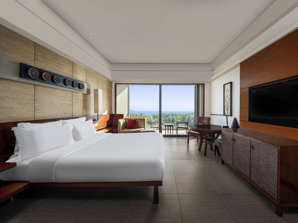 Pullman Oceanview Resort & Spa (Sanya Bay)