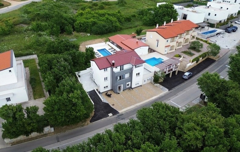 Villa Lux