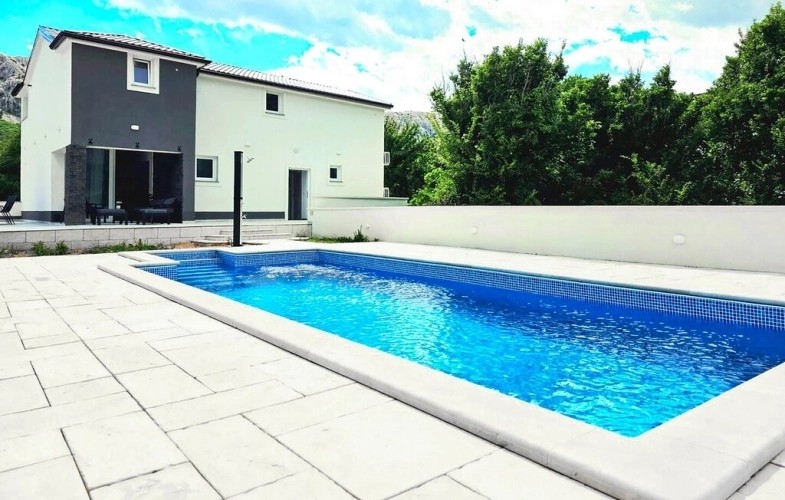 Villa Lux