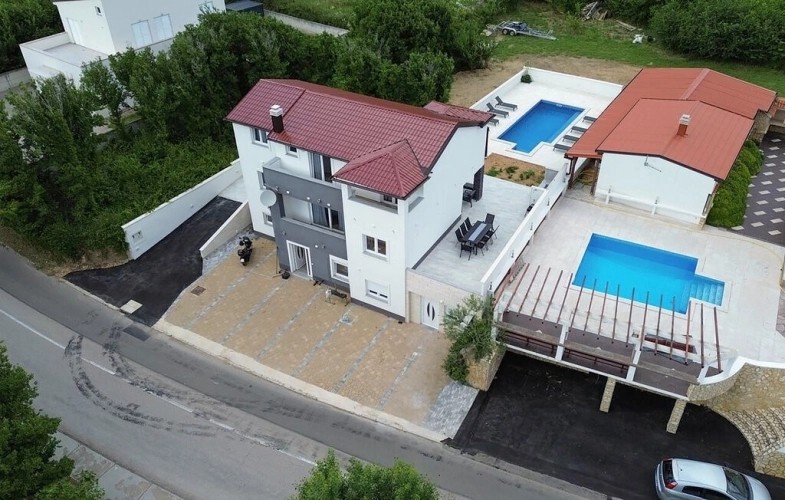 Villa Lux