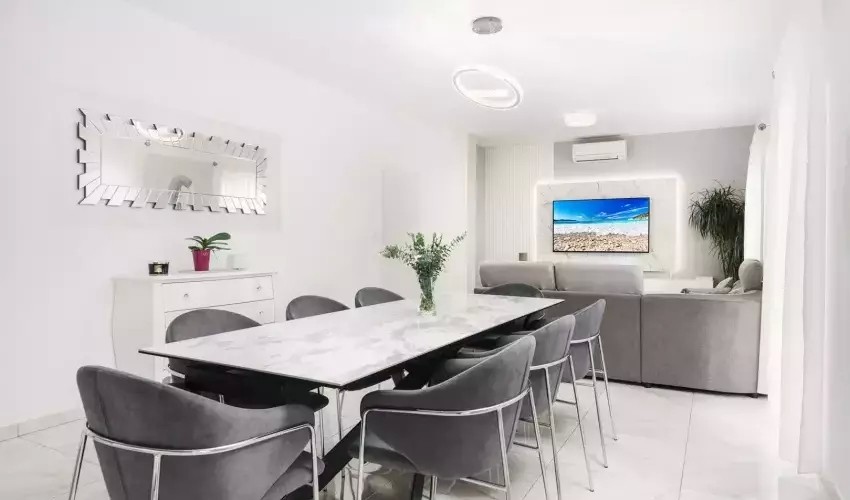 Villa Rosalia (Kaštel Stari)