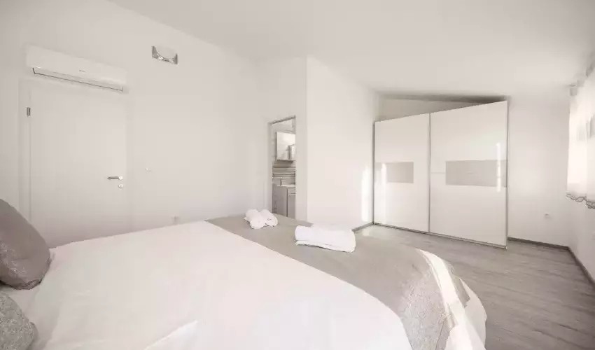 Villa Rosalia (Kaštel Stari)