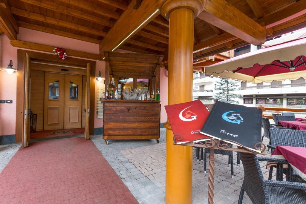 6denní velikonoční zájezd s polopenzí a skipasem – hotel Arisch