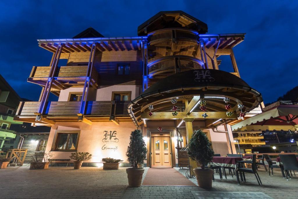 6denní velikonoční zájezd s polopenzí a skipasem – hotel Arisch