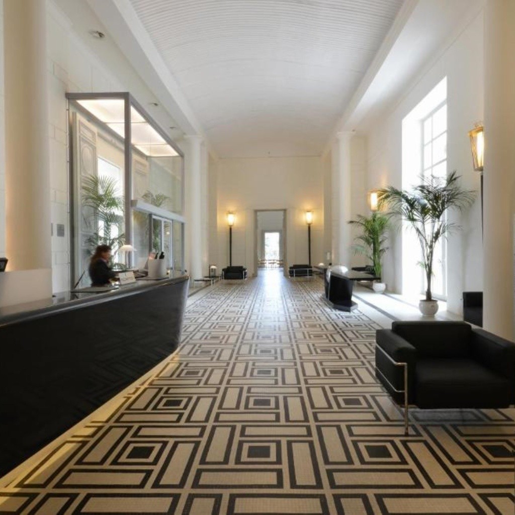Palazzo Esedra