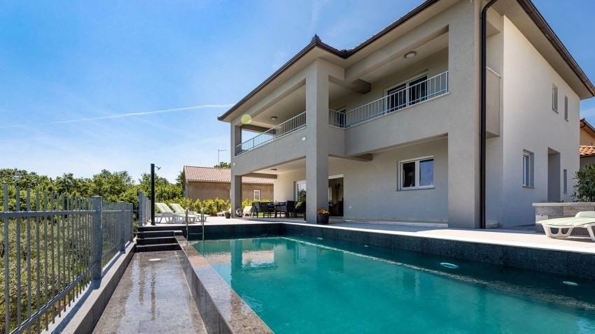 Villa Petra (Risika)