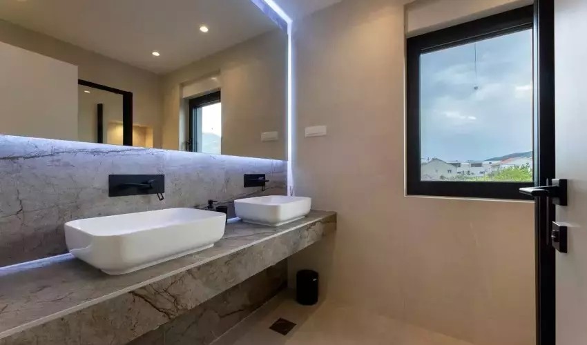 Villa Miamore (Kaštel Stari)