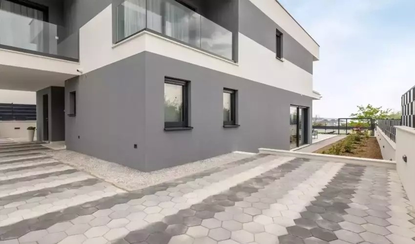 Villa Miamore (Kaštel Stari)