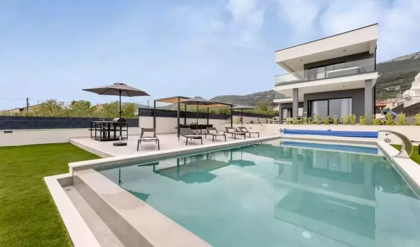 Villa Miamore (Kaštel Stari)