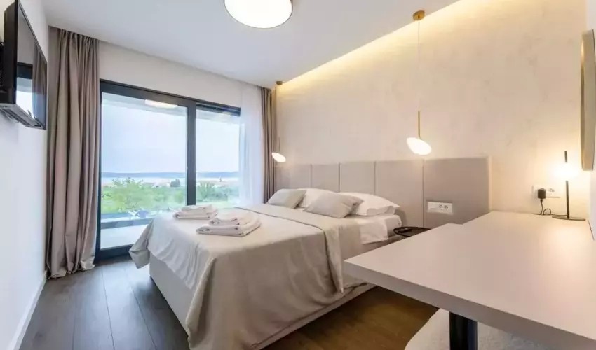 Villa Miamore (Kaštel Stari)