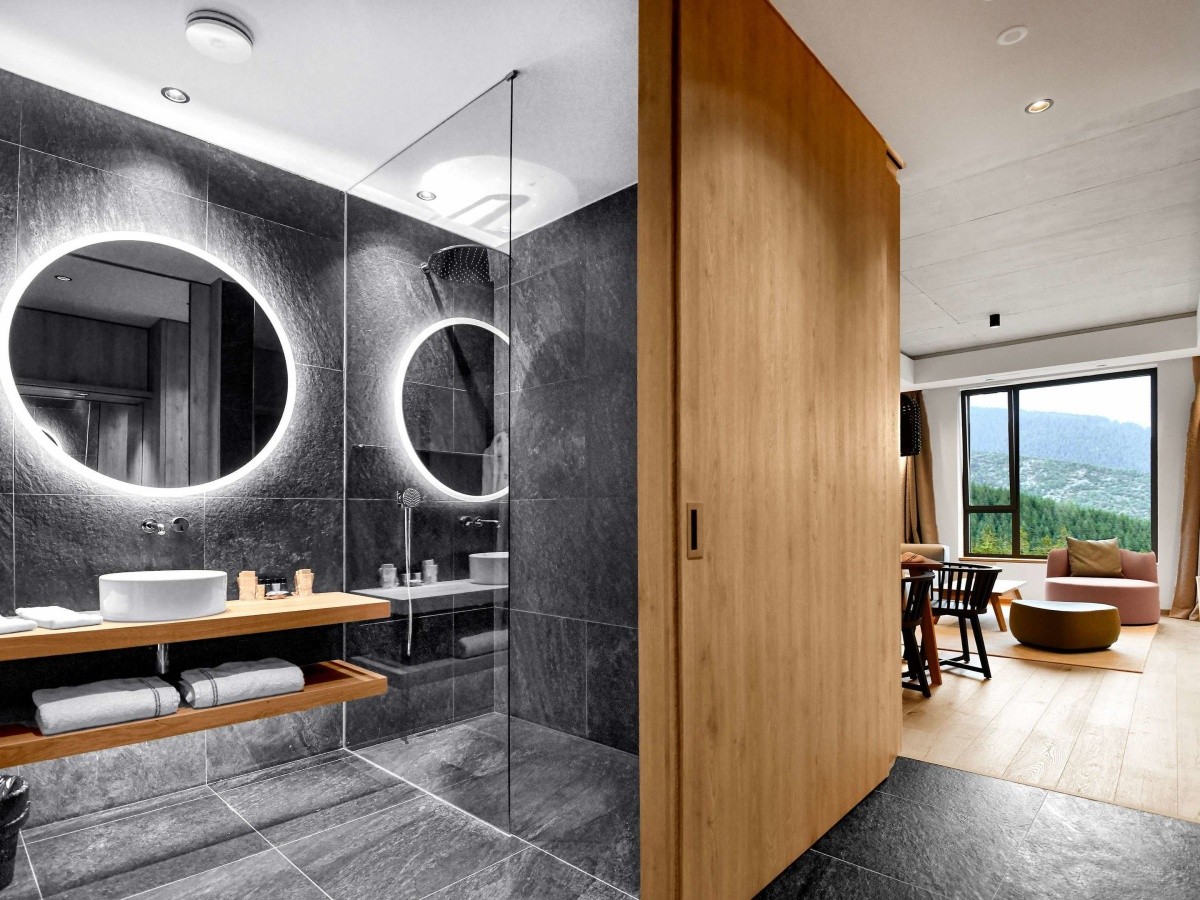 Swissotel Damian Jasna